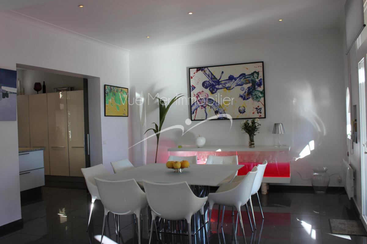 vendre une propriété au rayol Canadel par agence prestige