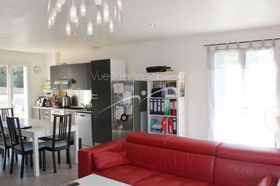 Villa en vente de plain-pied à Bormes Les Mimosas ( proche centre ville du Lavandou et des commerces)