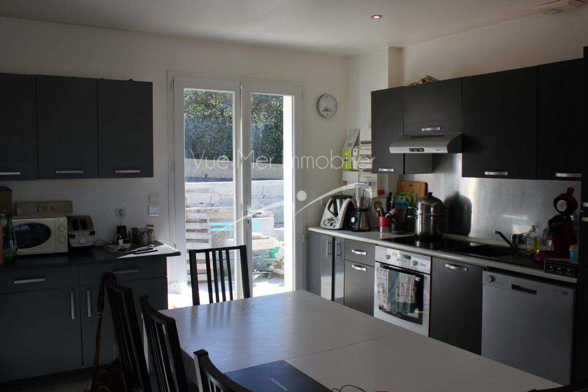 Villa en vente de plain-pied à Bormes Les Mimosas ( proche centre ville du Lavandou et des commerces)