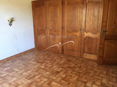 Villa 220m², BORMES-LES-MIMOSAS