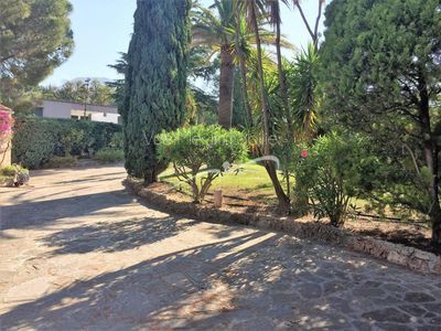 vendre une propriété par agence immobilière à Bormes les Mimosas