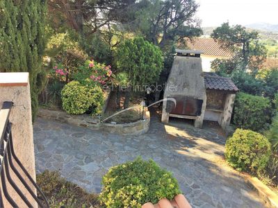 maison avec vue colline à faire estimer pour vendre à Bormes