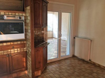 Villa 220m², BORMES-LES-MIMOSAS