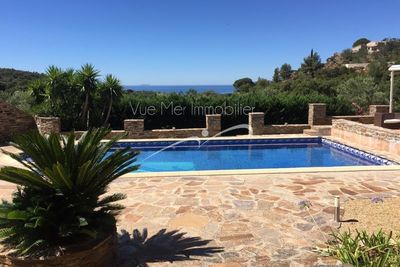 Villa Le Lavandou / ESTIMATION VILLA CAVALIERE / IMMOBILIER PRESTIGE