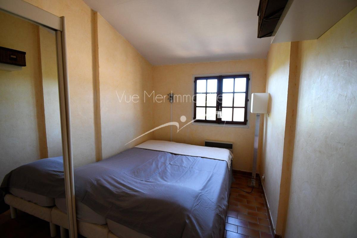 Appartement de type Mazet, terrasse, Bormes Les Mimosas