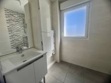 LUMINEUX T3 + PARKING - CENTRE VILLE DU LAVANDOU