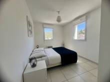 LUMINEUX T3 + PARKING - CENTRE VILLE DU LAVANDOU