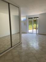 3 PIECES AVEC JARDIN LE LAVANDOU