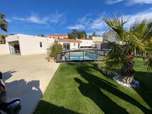 VILLA RENOVEE BORMES LES MIMOSAS - PISCINE BORMES LES MIMOSAS PROCHE PIN DE BORMES