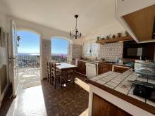 maison ancienne grand terrain