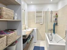 Appartement CENTRE VILLE 500m de la PLAGE LE LAVANDOU CENTRE VILLE TERRASSE de 50 m² + CAVE de 4 m²