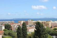 VILLA PISCINE VUE MER CENTRE VILLE LAVANDOU