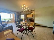 a vendre appartement de 63 m² avec vue mer dans résidence avec piscine et parc.