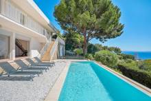 villa avec piscine vue mer Lavandou proche plage