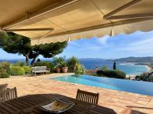 A vendre Villa vue mer féerique avec piscine au Super Lavandou