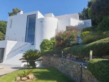 villa superbe vue mer à vendre au Lavandou agence sérieuse