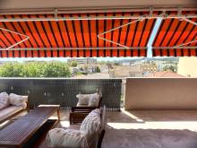 T3 TERRASSE VUE DEGAGEE A 100 M CENTRE VILLE LE LAVANDOU