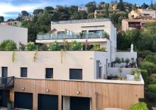 CENTRE-VILLE – Superbe appartement 3 pièces de 80 m² avec terrasse, solarium vue mer et grand garage